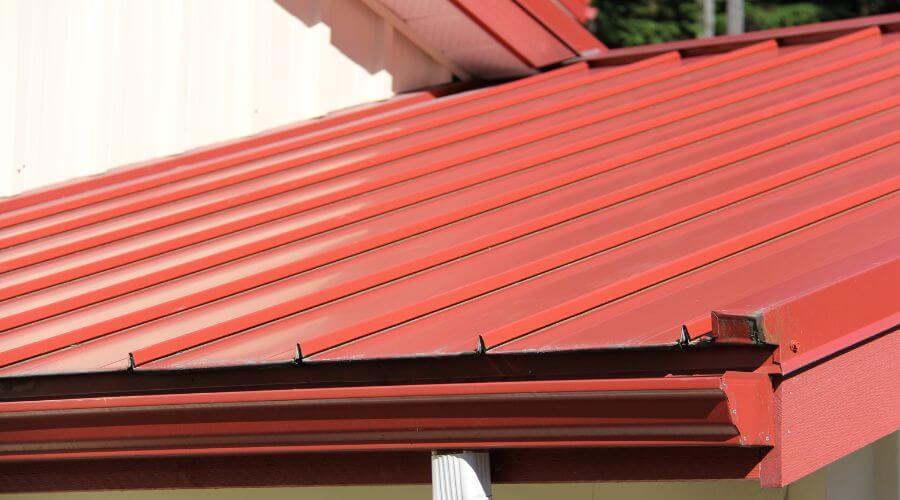 Professional gutter cleaning services in Hebron, CT